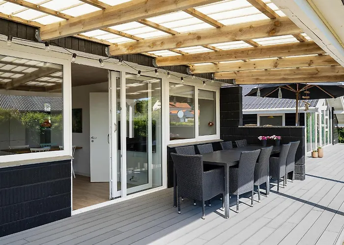 Holiday home 5 Bedroom Beautiful In *